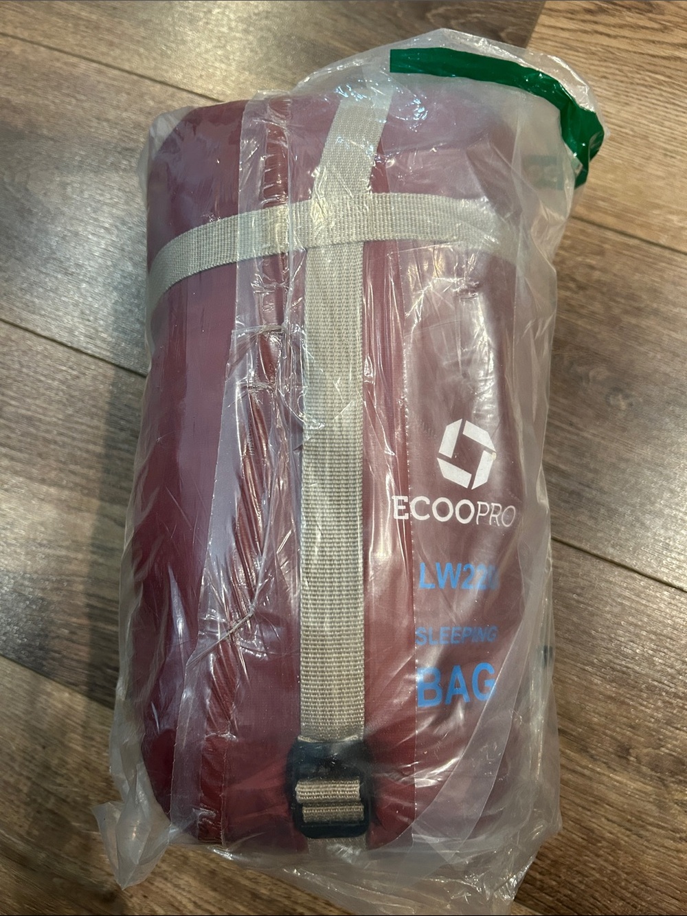 EcooPro LW220 Maroon Sleeping Bag